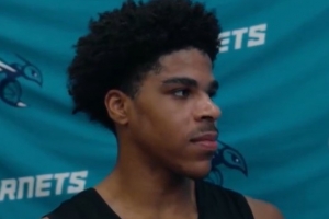 NBA马刺vs雄鹿_NBA马刺vs雄鹿超清直播_NBA马刺vs雄鹿1080p 在线观看