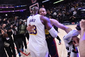 NBA老鹰vs雷霆_NBA老鹰vs雷霆超清直播_NBA老鹰vs雷霆1080p 在线观看
